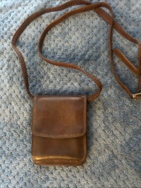 Vintage Compact Brown Leather Crossbody Bag with Flap